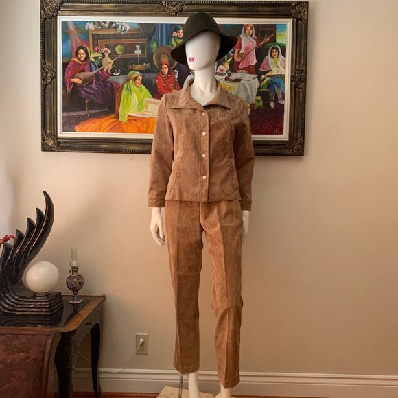 Alia Petite Women’s Vintage Embroidered Corduroy Blazer Jacket and Pantsuit - Picture 2 of 15